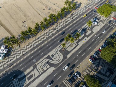 Rio de Janeiro 'nun havadan görünüşü, Copacabana plajı. Manzaralar. Plajlar ve doğa. Kaldırımlar ve sokaklar. Şehrin şehir merkezinden. 05-06-2023-Rio de Janeiro. Brezilya. 