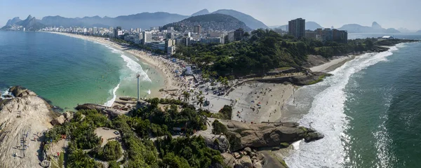 Vista Aérea Río Janeiro Playa Ipanema Pedra Arpoador Rascacielos Playas — Foto de Stock