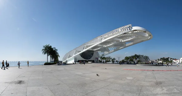 巴西里约热内卢 2007年7月6 2023日 明日博物馆概览 该博物馆由西班牙新未来主义建筑师圣地亚哥 卡拉特拉瓦设计 建在毛亚码头海滨 — 图库照片