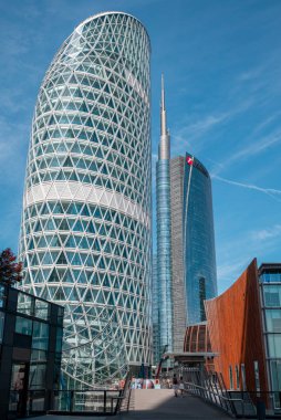 Unipol Grup Merkezi, Unipol Kulesi ve Unicredit Kulesi, Gae Aulenti Plaza, Milano, Lombardy, İtalya 'da yeni bir gökdelen. 08/09/2023