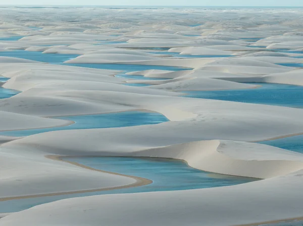 Vista Aérea Lencois Maranhenses Dunas Areia Branca Com Piscinas Água — Fotografia de Stock