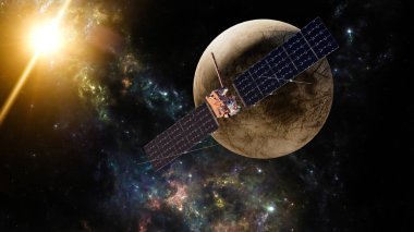 Clipper uzay aracı Avrupa 'nın yüzeyinde uçuyor. 3D görüntüleme. Bu görüntünün elementi Nasa tarafından desteklenmektedir