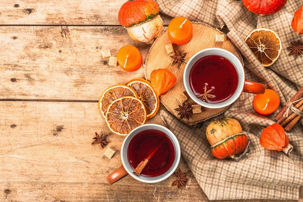 Spicy Hot Tea Autumn Good Mood Traditional Fall Beverage Cups — Stock Photo, Image
