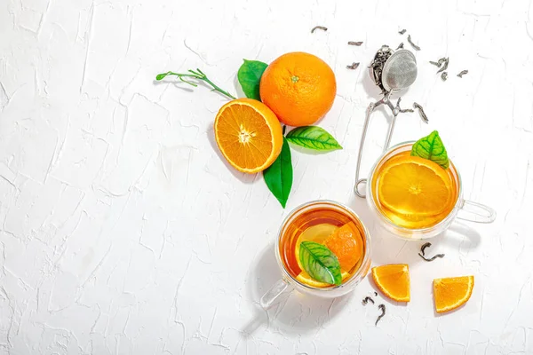Naranja Tazas Vidrio Con Frutas Maduras Refresco Bebida Temporada Fondo —  Fotos de Stock
