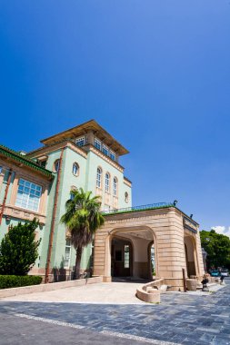 Kaohsiung Tarih Müzesi 'nin Tayvan' daki eski Kaohsiung Şehir Ofisi manzarası..