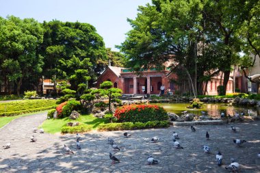 New Taipei, Tayvan 'daki Tamsui' deki Oxford Koleji 'nin eski bina manzarası. Artık Tamsui 'deki Aletheia Üniversitesi' nin tarihi arşivi..