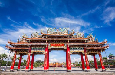 Tainan, Tayvan 'daki Nankunshen Daitian Tapınağı Kemer Yolu.. 