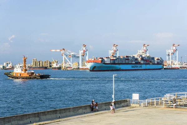 stock image The container ship of Maersk Shipping is leaving Kaohsiung Second Harbor, Taiwan.