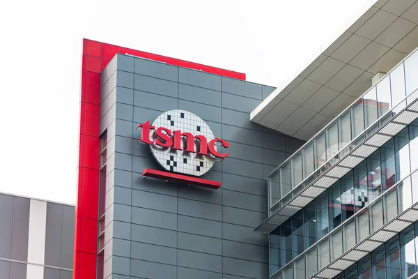 Tainan Bilim Parkı, Tayvan 'daki Tayvan Yarı iletken Üretim Şirketi (TSMC) dünyanın en büyük bağımsız yarı iletken dökümhanesidir..