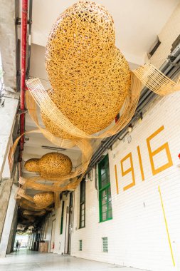 Kültür Mirası Parkı manzarası, Tayvan, Taichung Kültür Bakanlığı. Bu binalar aslında Tayvan 'ın Japon egemenliği sırasında bira fabrikalarıydı..