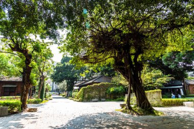 Taichung, Tayvan - 6 Ekim 2021 Tayvan 'daki Taichung Edebiyat Pavyonu' nun manzarası. Müze binaları aslında Japon polis yatakhanesi olarak inşa edildi.. 
