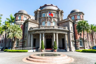 Taipei, Tayvan - 26 Ağustos 2021: Taipei, Tayvan 'daki Control Yuan' ın manzarası. Japon yönetimi sırasında Taihoku Bölgesi 'nin eski ofis binası..