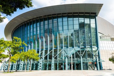 Taipei, Tayvan - 27 Ağustos 2021: Tayvan 'daki Taipei Arena' nın modern yapı manzarası, çok fonksiyonlu kapalı bir spor salonu..