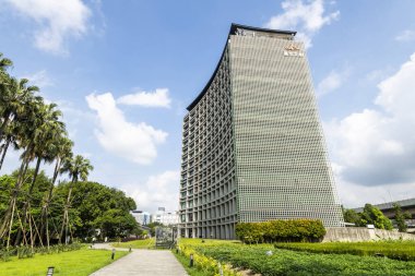 Taipei, Tayvan - 12 Temmuz 2022 Tayvan 'daki Taipei Yeni Ufuk' un manzarası. Kültürel ve yaratıcı bir endüstri şirketi..