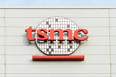Hsinchu City, Tayvan - 12 Ağustos 2022: Tayvan Yarı iletken üretim şirketi (TSMC) Hsinchu Bilim Parkı, Tayvan, TSMC dünyanın en büyük bağımsız yarı iletken dökümhanesidir..