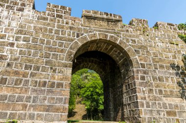 Ershawan Battery 'nin ana girişi Keelung, Tayvan' da. Daha çok 