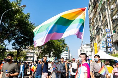 Kaohsiung, Tayvan - 19 Kasım 2022: Birçok kişi Tayvan 'daki 2022 Kaohsiung Onur Yürüyüşüne katıldı.