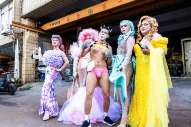 Kaohsiung, Tayvan - 19 Kasım 2022: Birçok kişi Tayvan 'daki 2022 Kaohsiung Onur Yürüyüşüne katıldı.