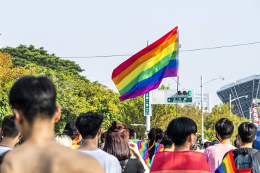 Kaohsiung, Tayvan - 19 Kasım 2022: Birçok kişi Tayvan 'daki 2022 Kaohsiung Onur Yürüyüşüne katıldı.