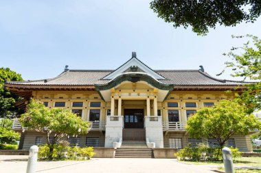 Tayvan 'daki Tainan Wude Salonu' nun (Eski Tainan Dövüş Sanatları Salonu) manzarası. Şimdi Zhongyi ilkokulunun Tainan 'daki toplantı salonu olarak kullanılıyor..
