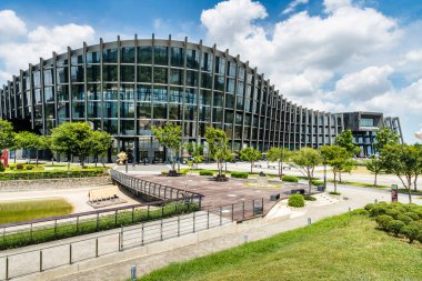 Chiayi, Tayvan - 14 Temmuz 2023: Chiayi, Tayvan 'daki Ulusal Saray Müzesi' nin Güney Şubesinin modern yapı manzarası.