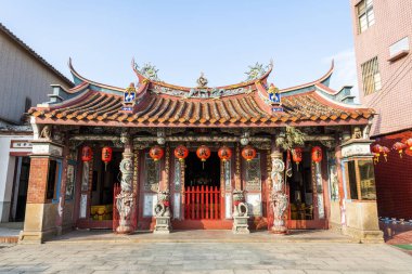 Taichung, Tayvan 'daki Wuqi Bölgesi' ndeki Zhenwu Tapınağı 'nın manzarası. 1846 'da inşa edilen antik tapınak Xuan Tain Shang Di' ye tapıyor..