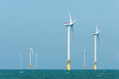 Miaoli, Tayvan... 26 Eylül 2023 Tayvan 'ın batı kıyısındaki Offshore rüzgar güç sistemlerinin görüntüsü..