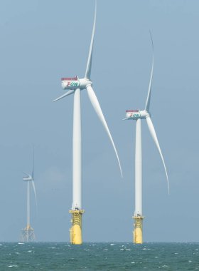 Miaoli, Tayvan... 26 Eylül 2023 Tayvan 'ın batı kıyısındaki Offshore rüzgar güç sistemlerinin görüntüsü.