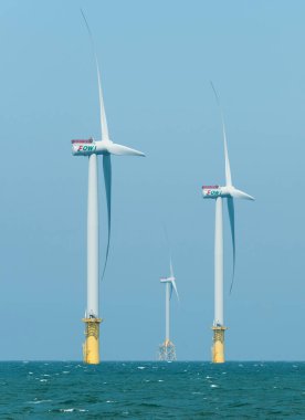 Miaoli, Tayvan... 26 Eylül 2023 Tayvan 'ın batı kıyısındaki Offshore rüzgar güç sistemlerinin görüntüsü..