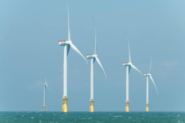 Miaoli, Tayvan... 26 Eylül 2023 Tayvan 'ın batı kıyısındaki Offshore rüzgar güç sistemlerinin görüntüsü.