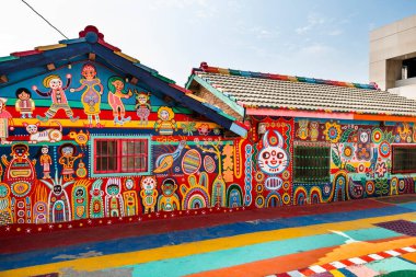 Taichung, Tayvan... 9 Kasım 2023: Taichung, Tayvan 'daki Gökkuşağı Köyü' nün resmi. Eskiden orduya bağlı bir köydü. Taichung 'un en çok turist çeken yerlerinden biriydi..