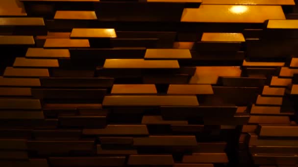 Wand Mit Goldbarren — Stockvideo