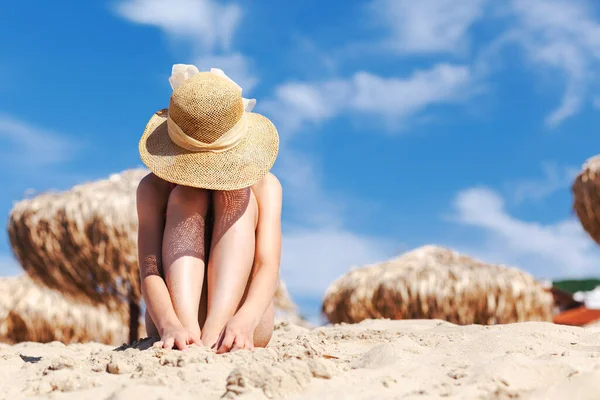 Feriado Adolescente Triste Stressed Lonely Depressed Teenager Alone Summer Beach — Fotografia de Stock