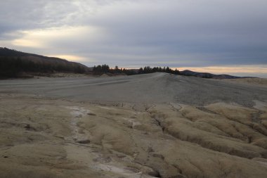 Romanya 'nın Buzau kentinde çamurlu volkanlar