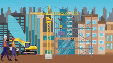 İnşaat alanı, şehrin sınırında mühendisler ve inşa makineleriyle çalışıyor.