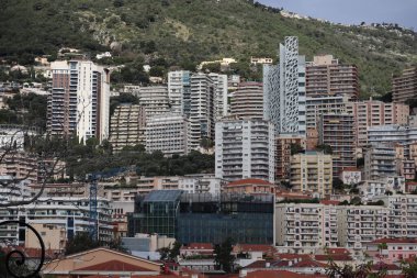 Monako şehir binalarının güzel yeri.