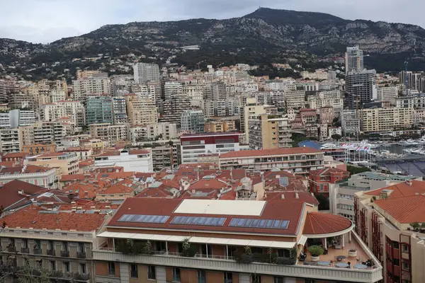 Monako şehir binalarının güzel yeri.