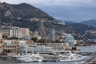 Monaco yatları Monte Carlo civarında liman kenti 03 Nisan 2025