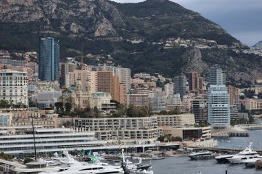 Monaco yatları Monte Carlo civarında liman kenti 03 Nisan 2025