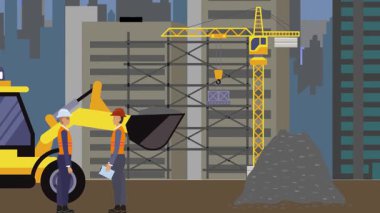 İnşaat alanı, şehrin sınırında mühendisler ve inşa makineleriyle çalışıyor.