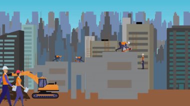 İnşaat alanı, şehrin sınırında mühendisler ve inşa makineleriyle çalışıyor.