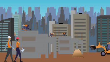 İnşaat alanı, şehrin sınırında mühendisler ve inşa makineleriyle çalışıyor.