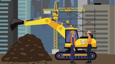 İnşaat alanı, şehrin sınırında mühendisler ve inşa makineleriyle çalışıyor.