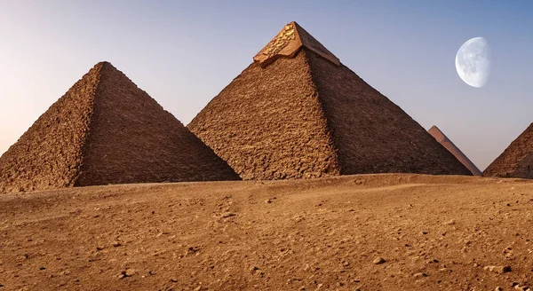 Красивые Пирамиды Гиза Вместе Пустыне — стоковое фото