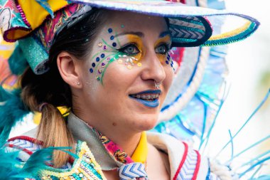 Badajoz, Spain, sunday. February 19 2023. Parade through the streets of Badajoz, group called moracantana