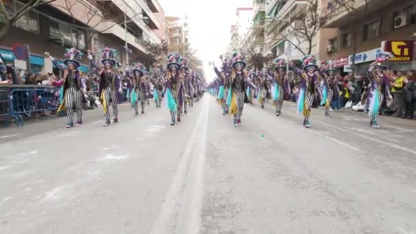 Badajoz Espanha Domingo Fevereiro 2024 Desfile Carnaval Pelas Ruas Badajoz — Vídeo de Stock