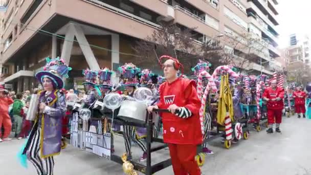 Badajoz Spanien Sonntag Februar 2024 Karnevalsumzug Durch Die Straßen Von — Stockvideo