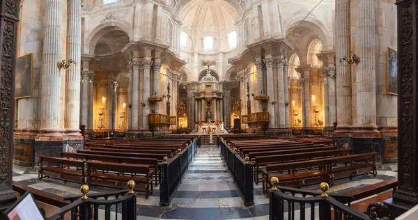 stock image Cadiz, Spain - june 30 2024: Interior of Cadiz Cathedral (Spanish: Catedral de Santa Cruz de Cadiz), a Roman Catholic church