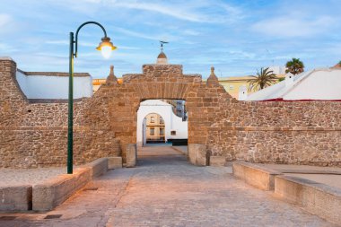 Cadiz 'deki La Caleta Kapısı, Endülüs, İspanya.