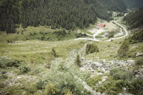 Mglisty Widok Trasę Transfagarasan Górski Przełęcz 2000 Metrów — Zdjęcie stockowe